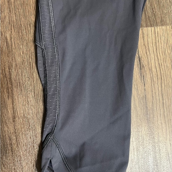 Revitalize crop lululemon pants gray size 8 - Picture 2 of 5